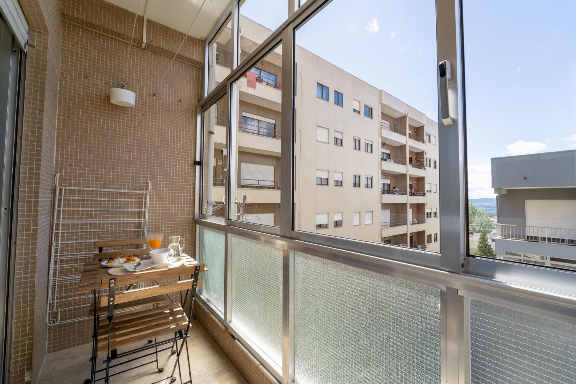 Alvares Araujo - Apartamento Familiar Perto Da Estacao De Comboios براغا المظهر الخارجي الصورة